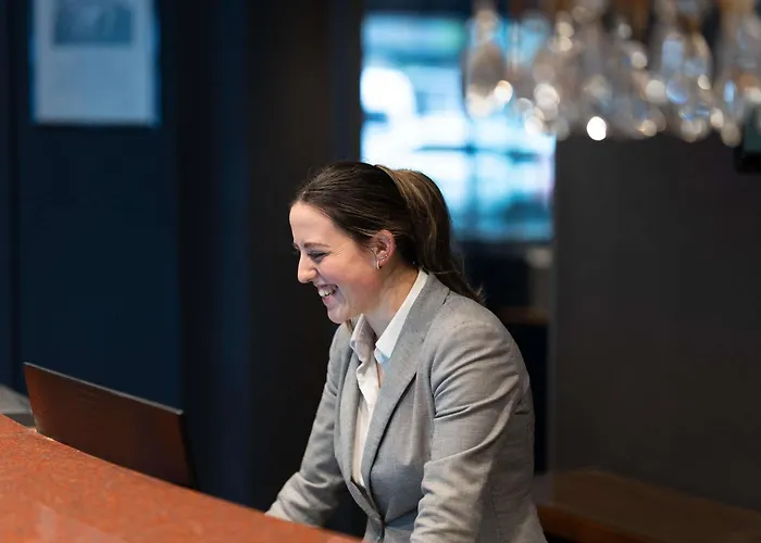 Mercure Wellington Central City And Apartments